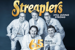 Fem män tillsammans med grafik "Streaplers still going strong 65 years".